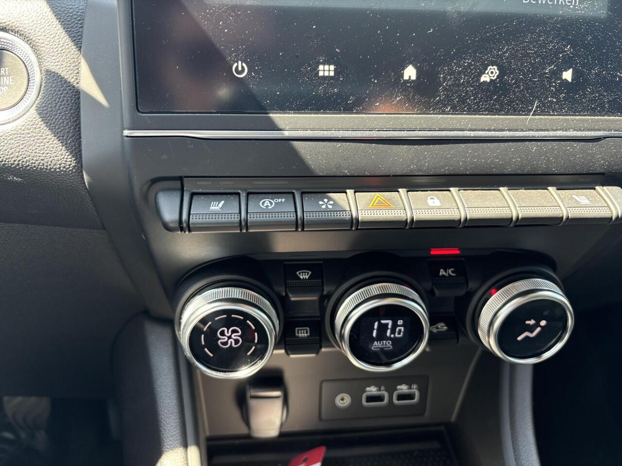 Renault CAPTUR 1.0 TCe 90 techno / PACK SOLID / ELEKTRISCH BEDIENBAAR GLAZEN SCHUIF- EN KANTELDAK / TWO-TONE KLEURSTELLING /