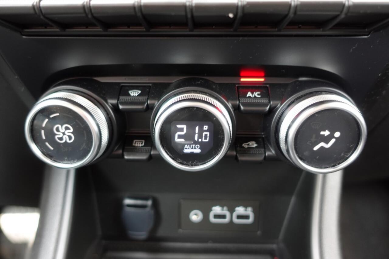 Renault CAPTUR 1.3 TCE Techno Automaat 17.000 km !!