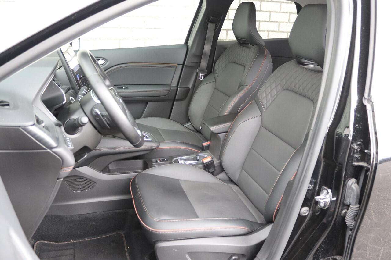 Renault CAPTUR 1.3 mild hybrid 160 Iconic | Stoel + Stuurverwarming | Adaptive Cruise Control | Lederen bekleding | BOSE-Audiosysteem