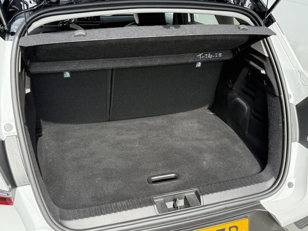 Renault CAPTUR 1.0 TCe 90 techno (Hoge instap) BOSE | Navigatie | 360° Camera | Dealer Onderhouden