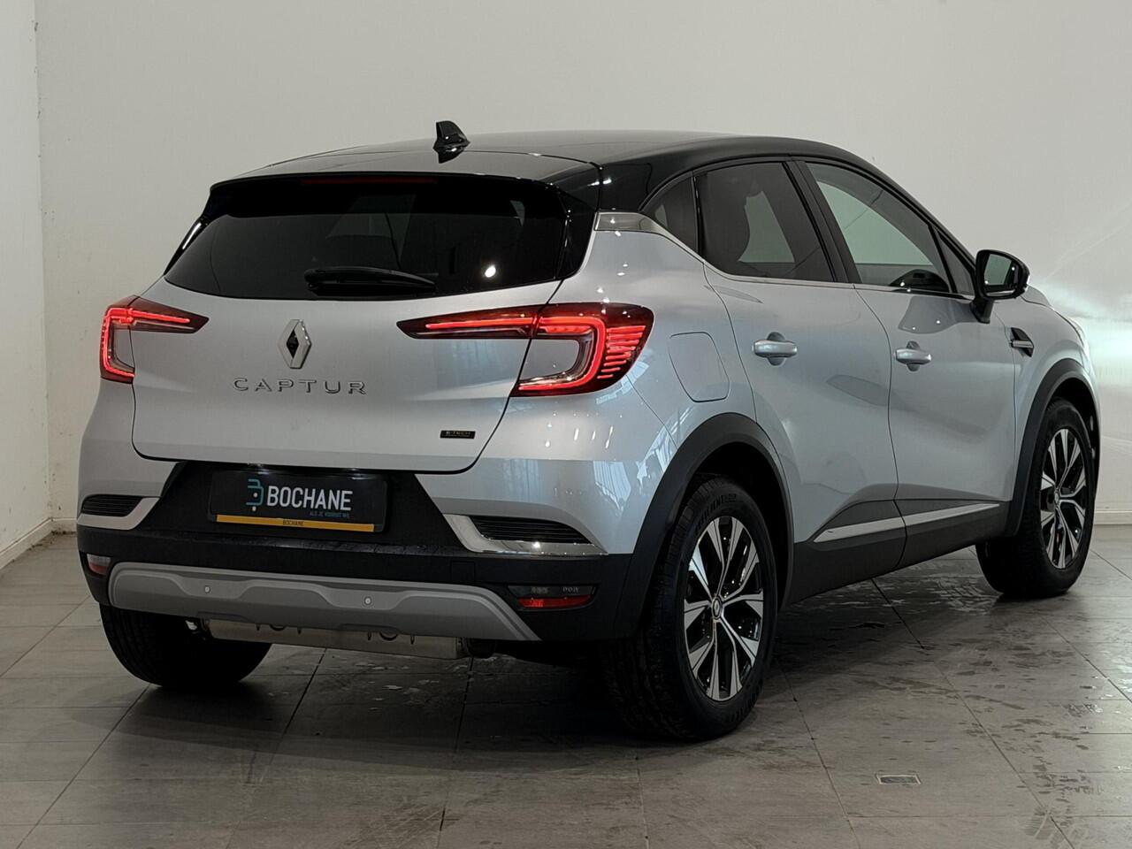 Renault CAPTUR 1.6 E-Tech Plug-in Hybrid 160 Techno | Navigatie | Climate Control | Cruise Control | Lichtmetalen velgen 17" | Parkeersensoren en achteruitrijcamera | Apple Carplay/Android Auto