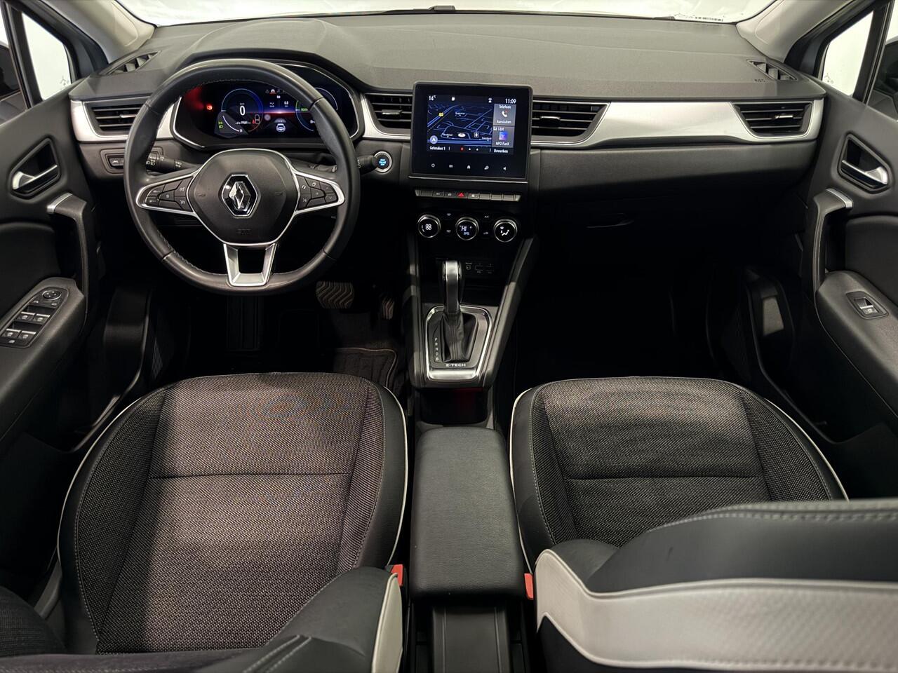 Renault CAPTUR 1.6 E-Tech Plug-in Hybrid 160 Techno | Navigatie | Climate Control | Cruise Control | Lichtmetalen velgen 17" | Parkeersensoren en achteruitrijcamera | Apple Carplay/Android Auto