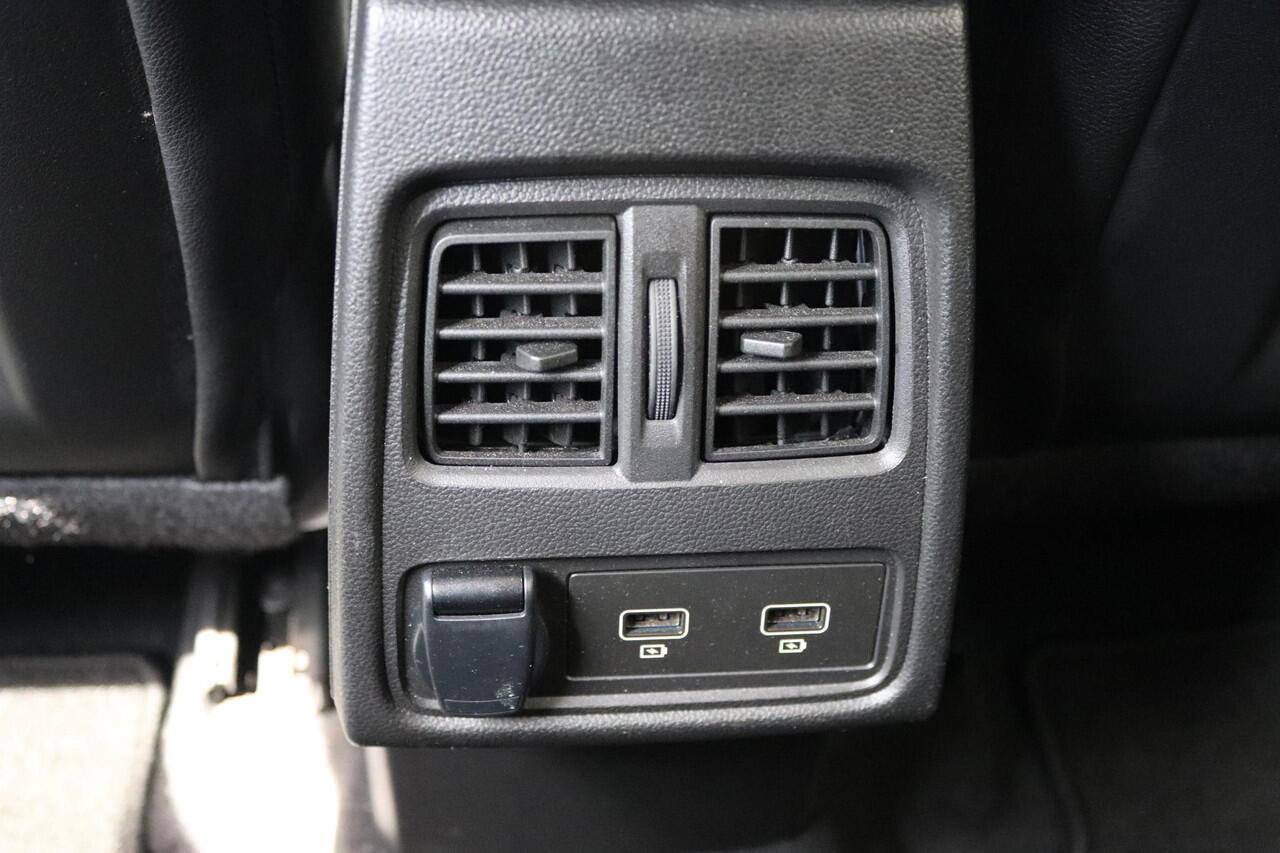 Renault CAPTUR 1.3 mild hybrid 160 Techno | Apple CarPlay / Android Auto | 360° Camera | Navigatie | BOSE-audiosysteem |