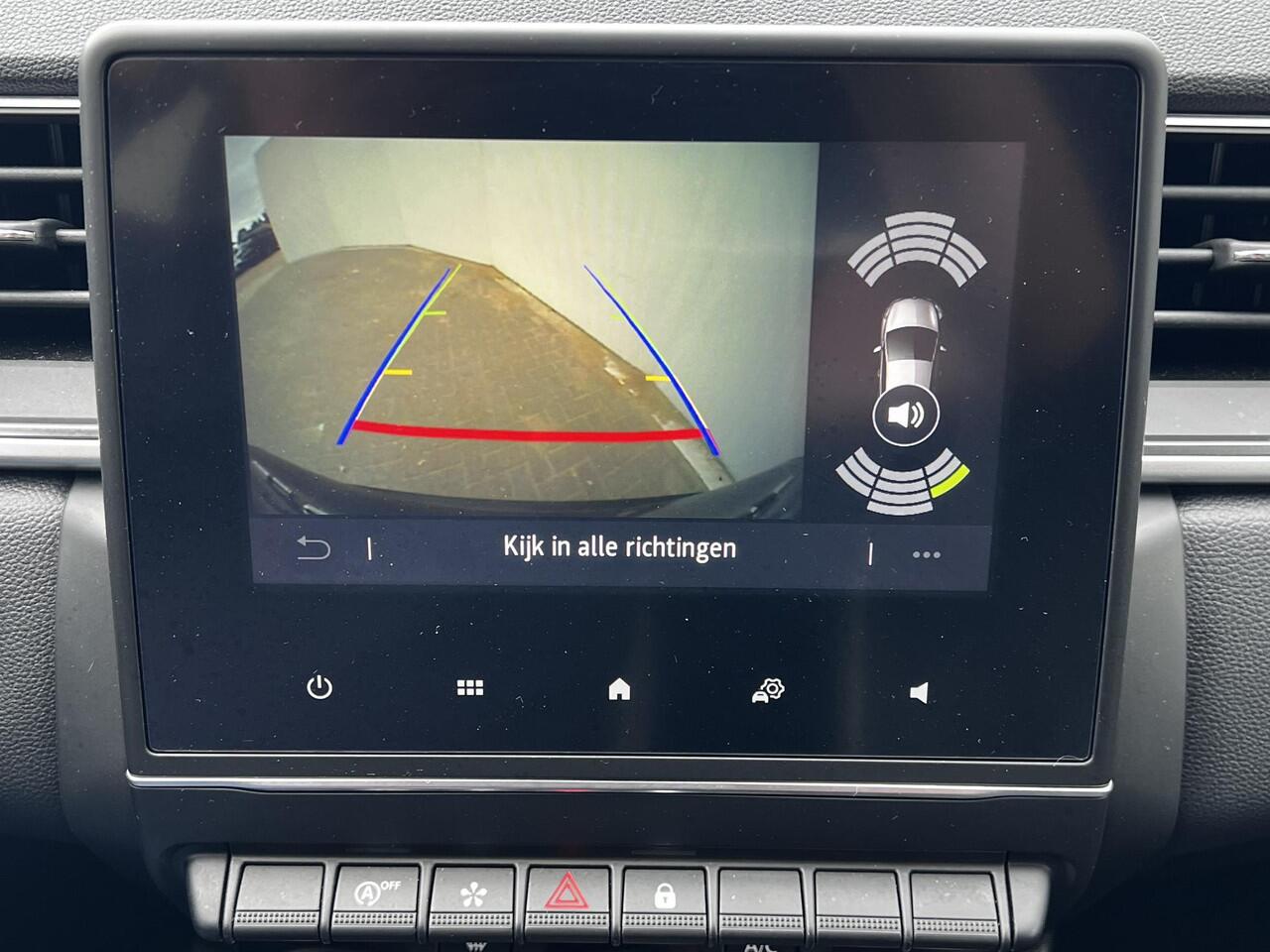 Renault CAPTUR 1.0 TCe 90 techno / Dealer onderhouden / Navigatie / Apple Carplay Android Auto / Achteruitrijcamera / All Season banden / 17" LM wielen /