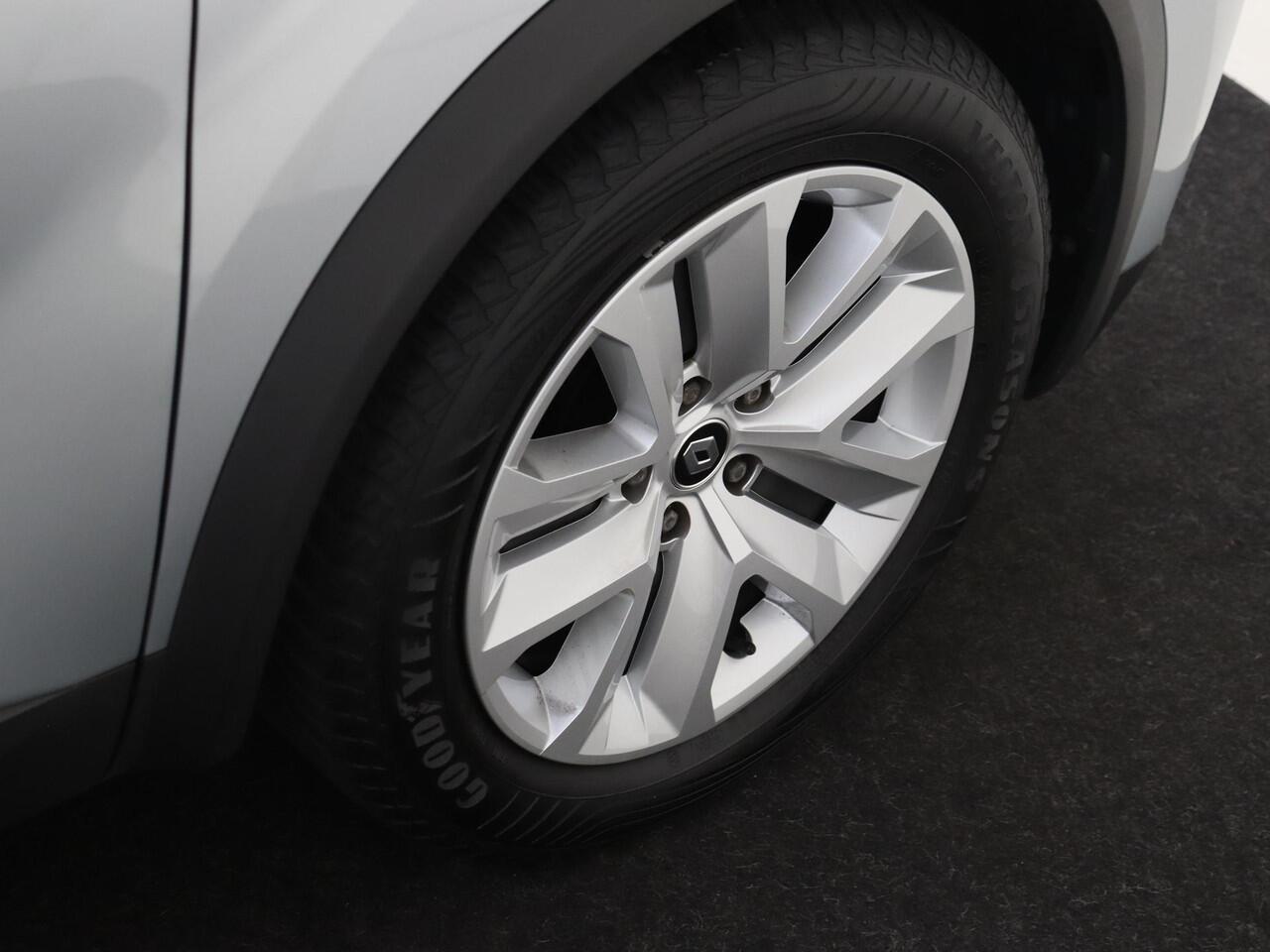 Renault CAPTUR 1.0 TCe 90 PK evolution Navigatie | Parkeersensoren Achter | Android Auto | Apple Carplay