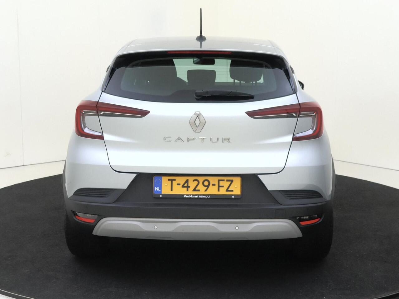 Renault CAPTUR 1.0 TCe 90 PK evolution Navigatie | Parkeersensoren Achter | Android Auto | Apple Carplay