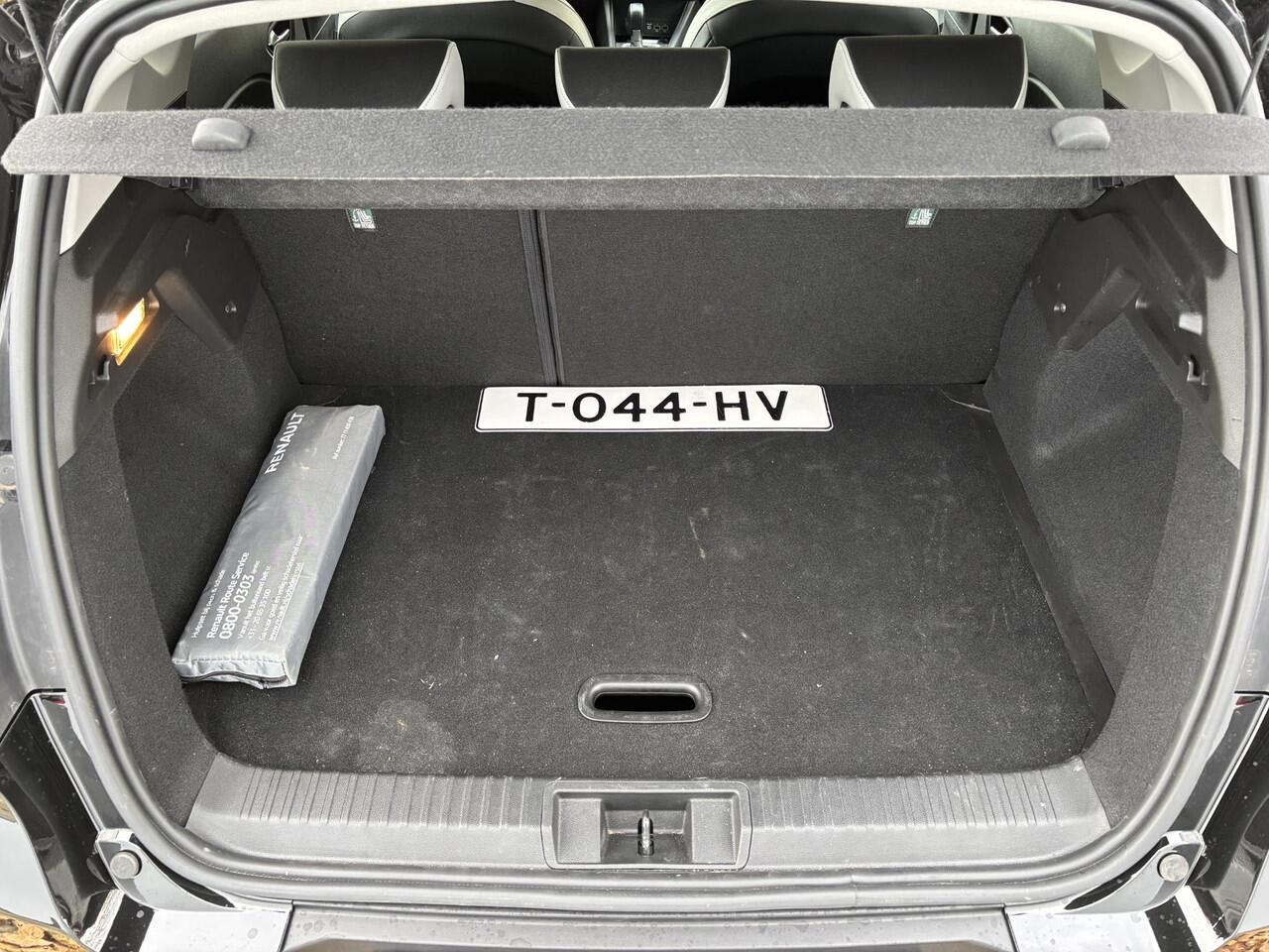 Renault CAPTUR 1.3 mild hybrid 160 techno | Trekhaak | Aanhangwagen geremd 1500kg |