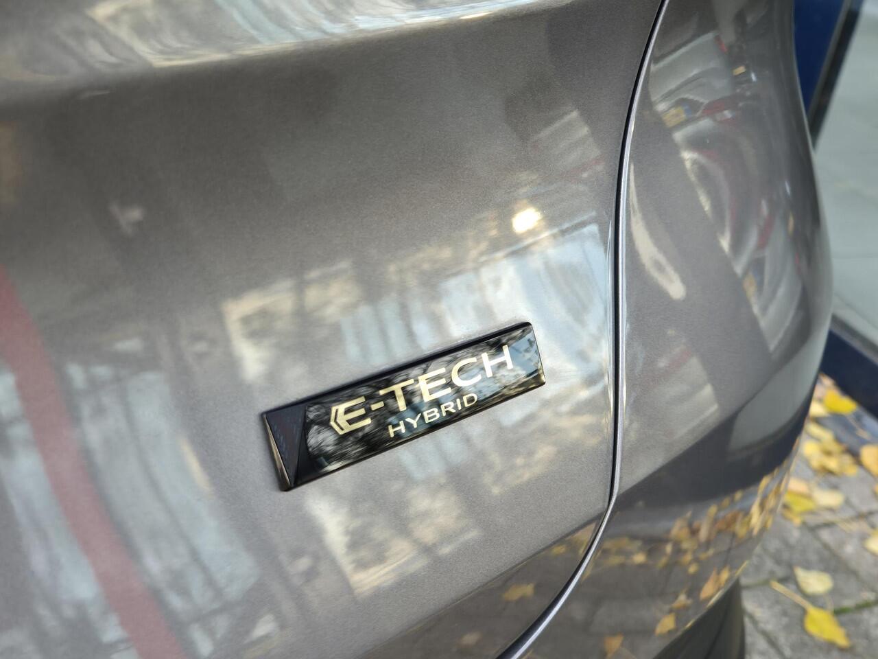 Renault CAPTUR 1.6 E-Tech Hybrid 145 AUTOMAAT | Navigatie | Parkeersensoren | Cruise Control | Airconditioning