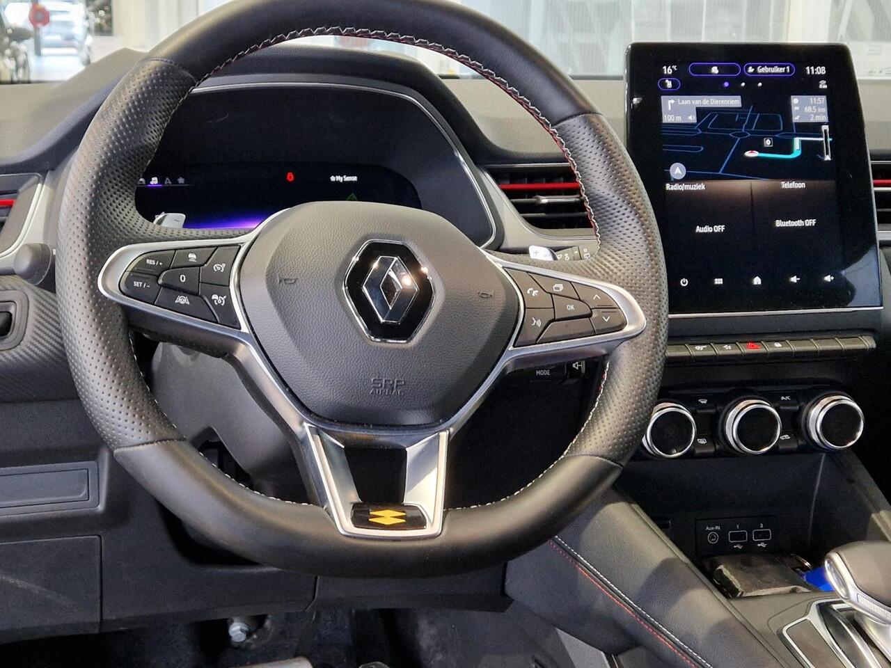 Renault CAPTUR 1.3 mild hybrid 160 R.S. Line NAVIGATIE | ACHTERUITRIJCAMERA | ADAPTIVE CRUISE CONTROL | STUURVERWARMING |