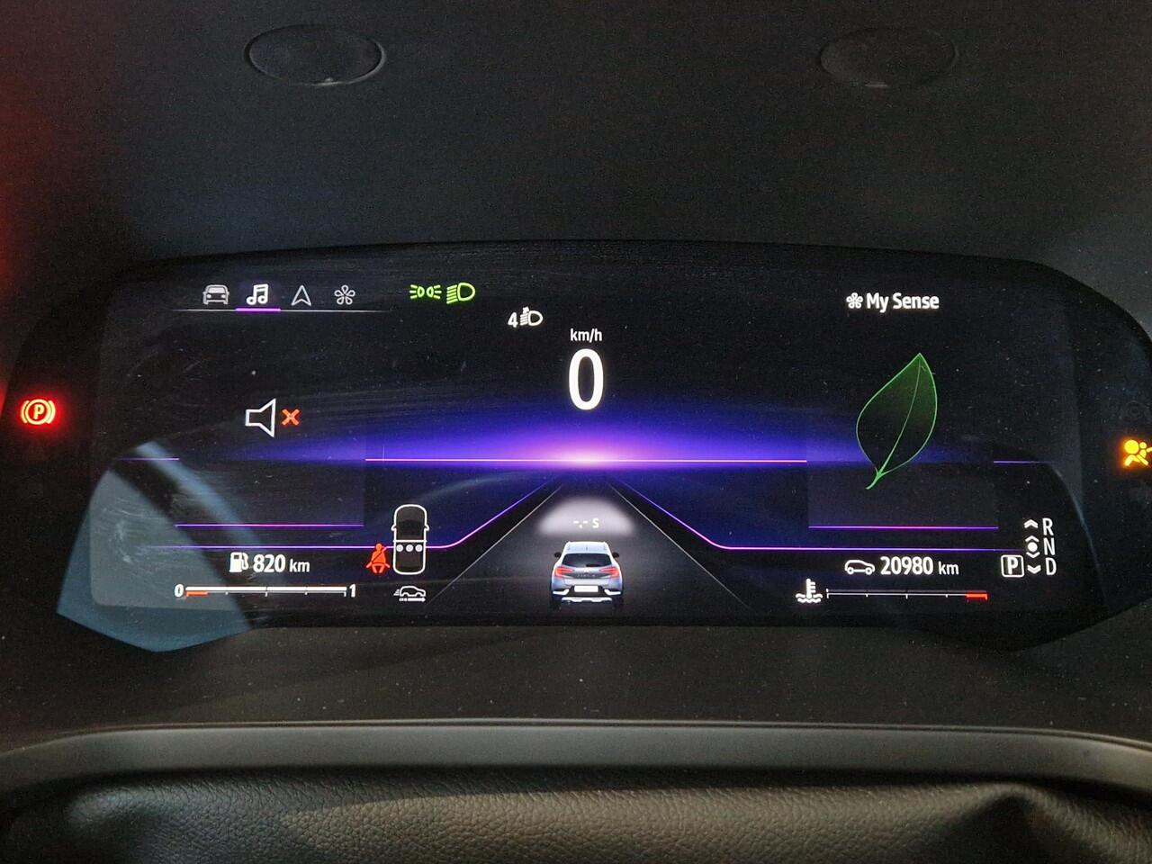 Renault CAPTUR 1.3 mild hybrid 160 R.S. Line NAVIGATIE | ACHTERUITRIJCAMERA | ADAPTIVE CRUISE CONTROL | STUURVERWARMING |