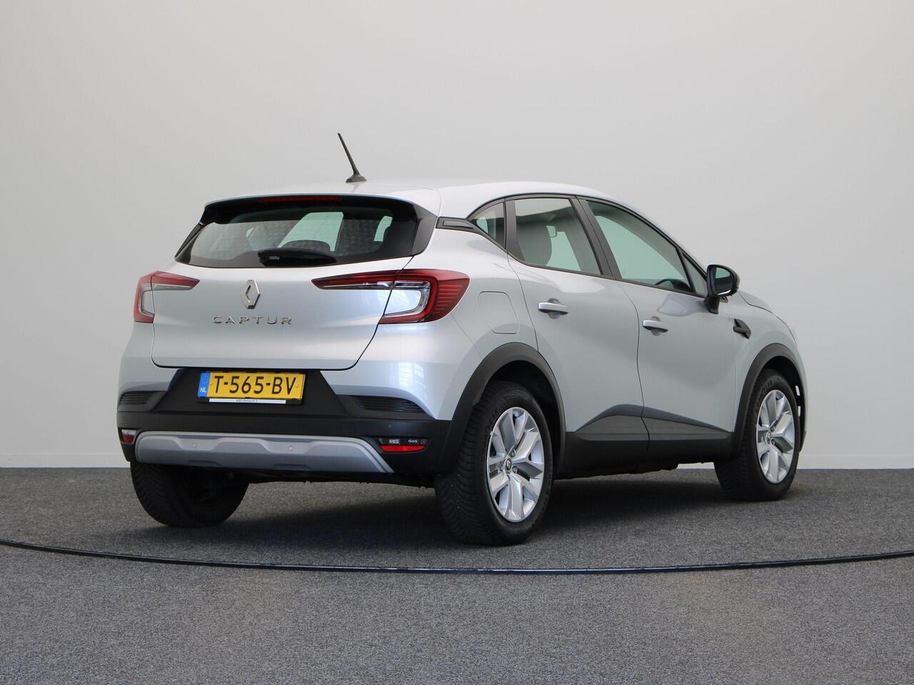 Renault CAPTUR 1.0 TCe 90 evolution | Navigatie | Parkeersensoren achter | Cruise Control | Airco |