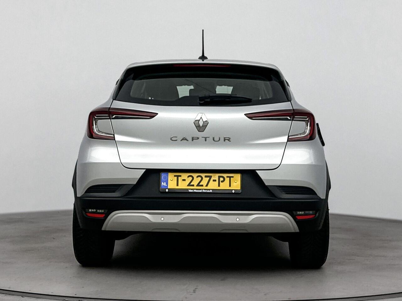 Renault CAPTUR 1.0 TCe 90Pk Evolution | Navigatie | Airco | Parkeersensoren | Cruise Control | Apple Carplay/Android Auto | Radio DAB+ Bluetooth | Keyless Entry & Start | Bestuurdersstoel in Hoogte Verstelbaar |