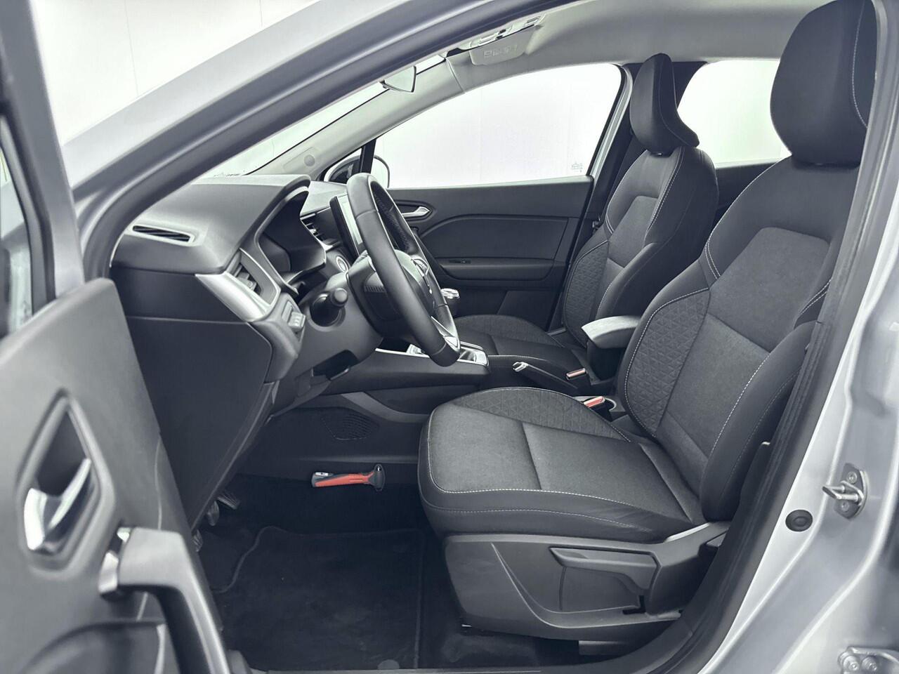 Renault CAPTUR 1.0 TCe 90Pk Evolution | Navigatie | Airco | Parkeersensoren | Cruise Control | Apple Carplay/Android Auto | Radio DAB+ Bluetooth | Keyless Entry & Start | Bestuurdersstoel in Hoogte Verstelbaar |