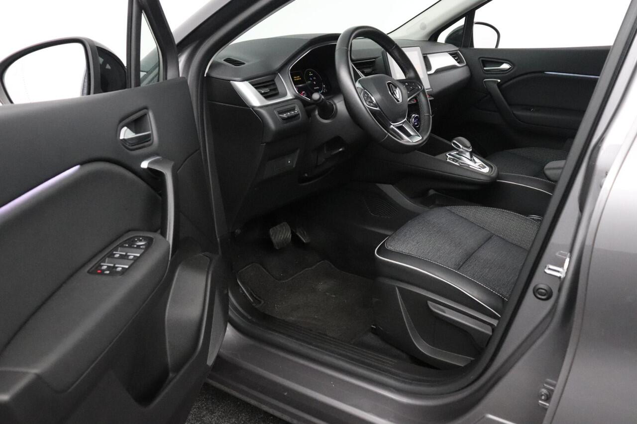 Renault CAPTUR 1.6 E-Tech plug-in hybrid 160 techno | Stuur/Stoel verwarming | Camera | Carplay/Android auto |