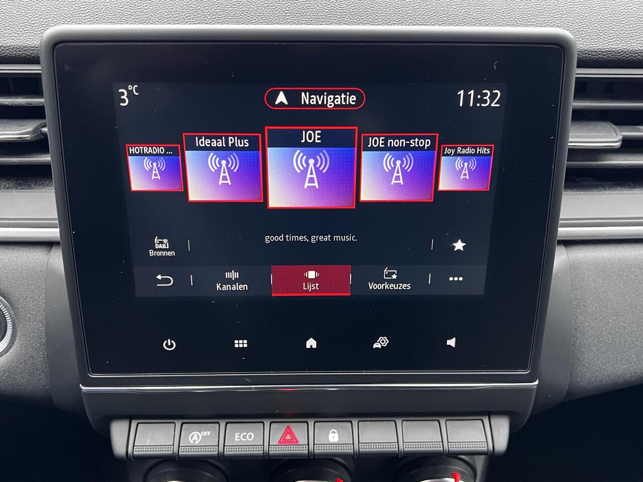 Renault CAPTUR 1.0 Evolution / All Season Banden / Navigatie / Apple Carplay & Android Auto / Parkeersensoren / Cruise Control / Keyless Start /