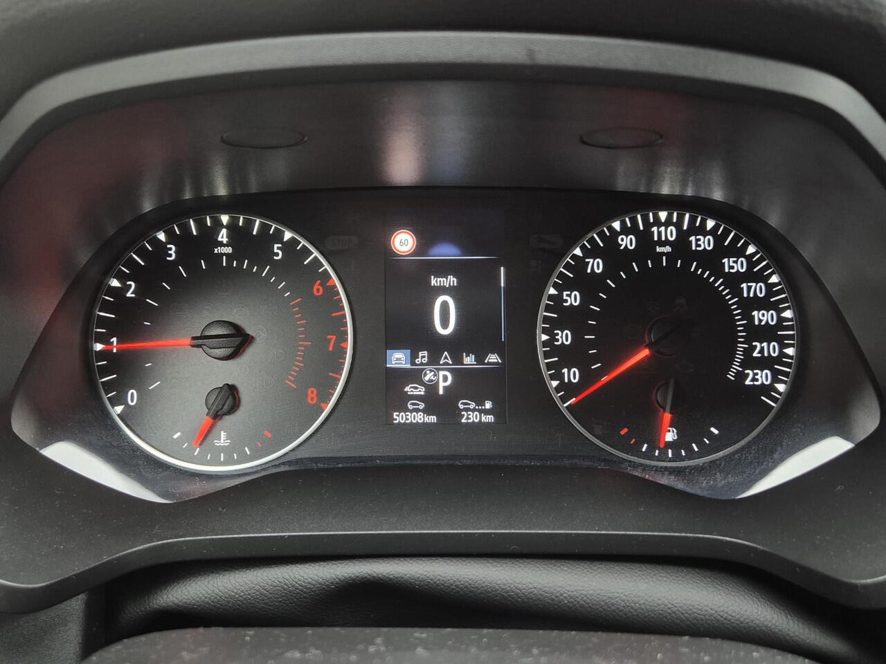 Renault CAPTUR 1.3 TCe 140 Zen Automaat / 1500kg Trekgewicht / Pack Easy Link / Apple Carplay Android Auto / Keyless Entry/Start / Cruise control / Parkeersensoren achter / Climate control / Stoelverwarming /