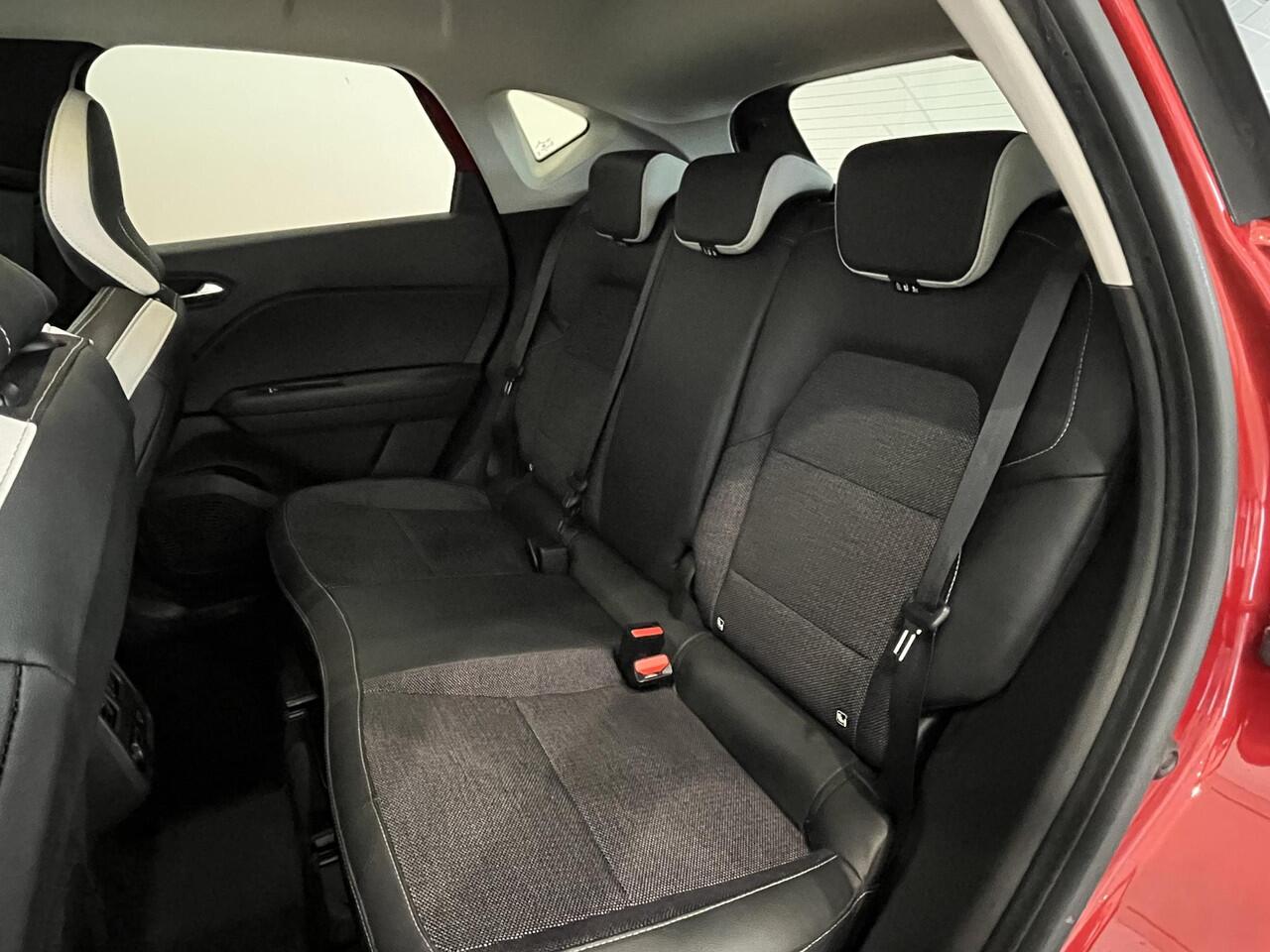 Renault CAPTUR 1.0 TCe 90 Techno | Navigatie | Climate Control | Cruise Control | Lichtmetalen velgen 17" | Parkeersensoren voor, achter en achteruitrijcamera