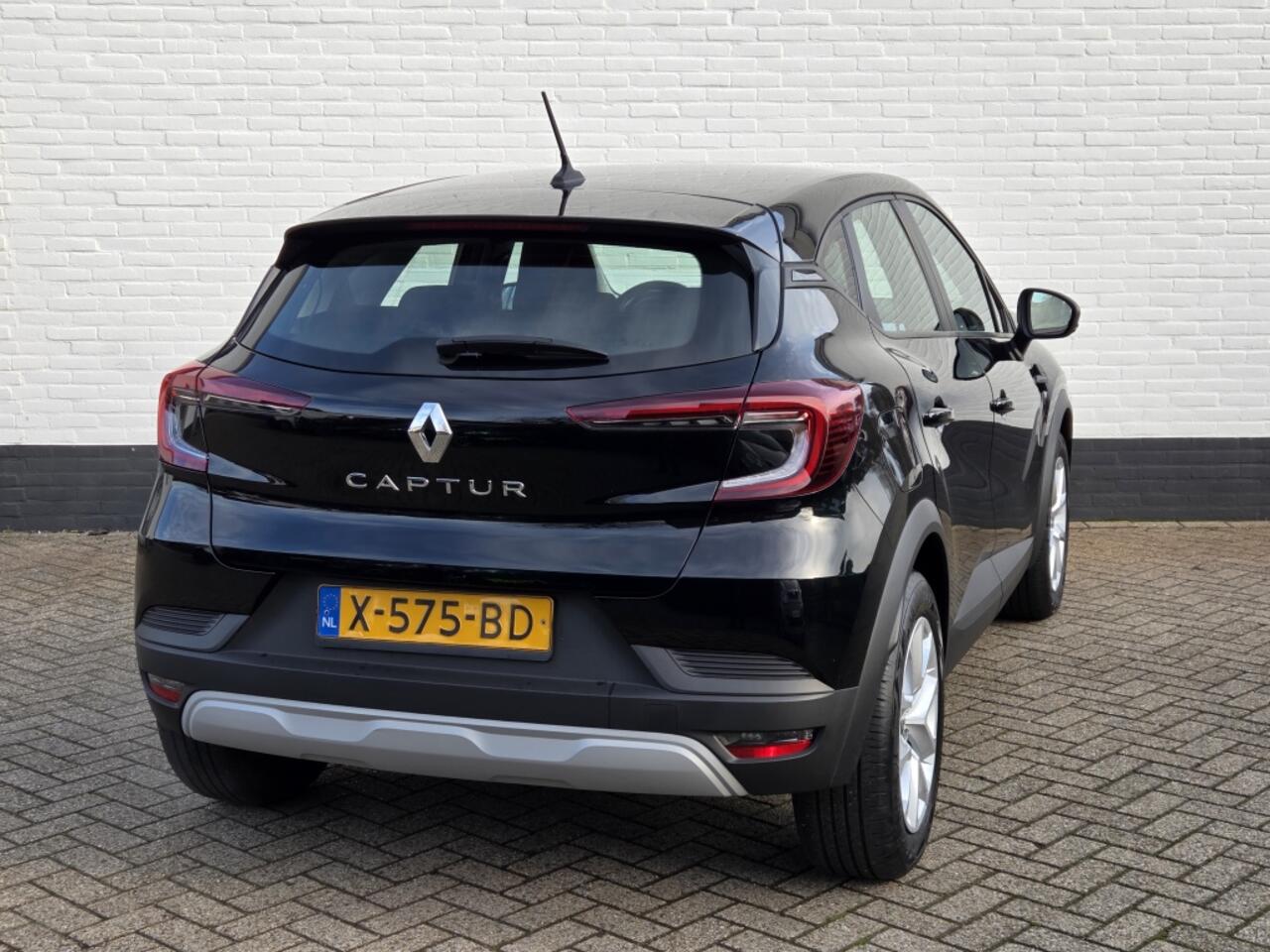 Renault CAPTUR 1.0 TCe 90 equilibre | Carplay | LED | Cruise Control