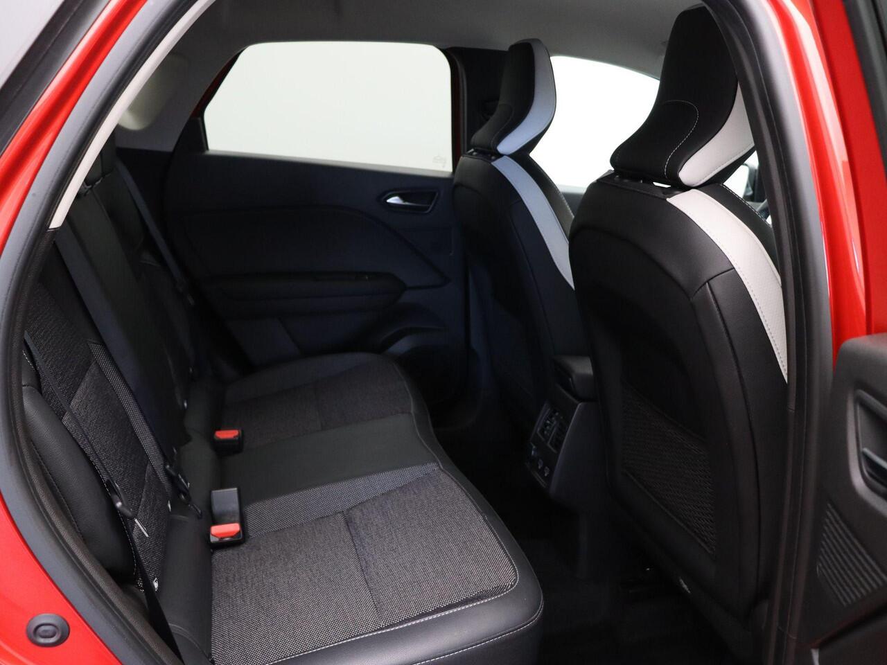 Renault CAPTUR 1.6 E-Tech Hybrid 145 Techno | Trekhaak | Achteruitrijcamera | Parkeersensoren achter | Navigatie |