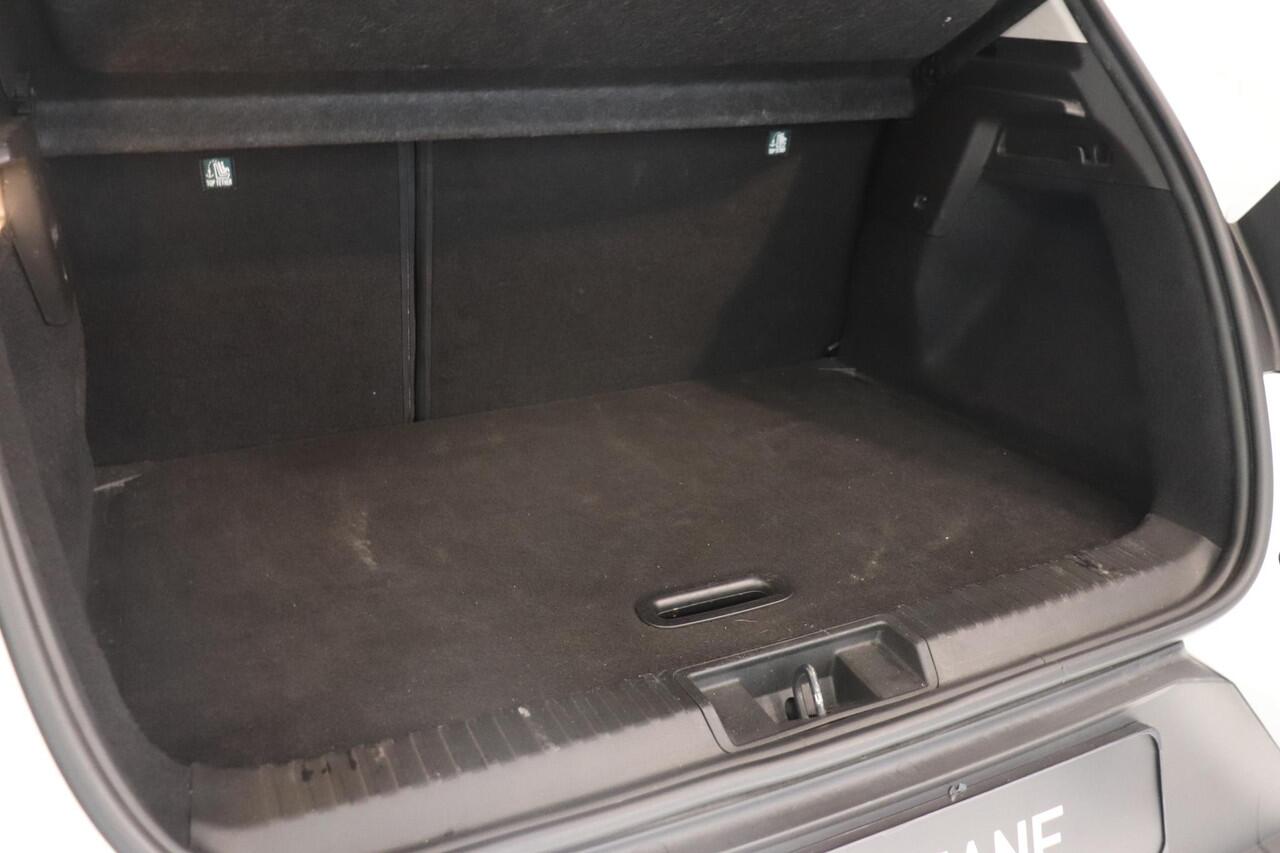 Renault CAPTUR 1.0 TCe 90 techno | Camera | Navigatie | Parkeersensoren | All season banden | AppleCarplay | LED lampen |