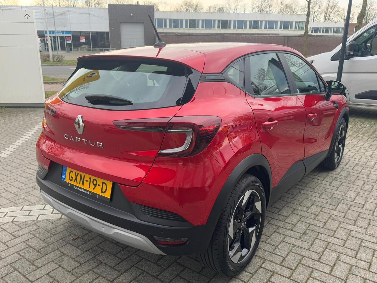 Renault CAPTUR TCe 90 evolution | Lichtmetalen velgen 17" | Volautomatische airconditioning |