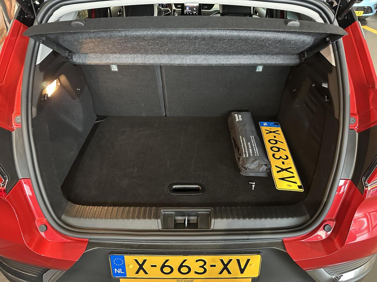 Renault CAPTUR 1.0 TCe 90 techno SCHUIF/KANTEL DAK | BOSE AUDIO | 9,3" GROOT NAVIGATIE SCHERM | STOEL/STUUR VERWARMING |