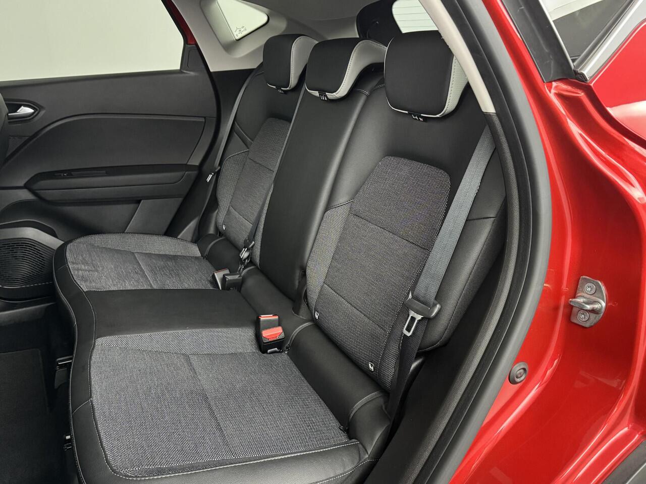 Renault CAPTUR 1.0 TCe 90 techno | Panoramadak | Bose | Winter Pack | 18 Inch |