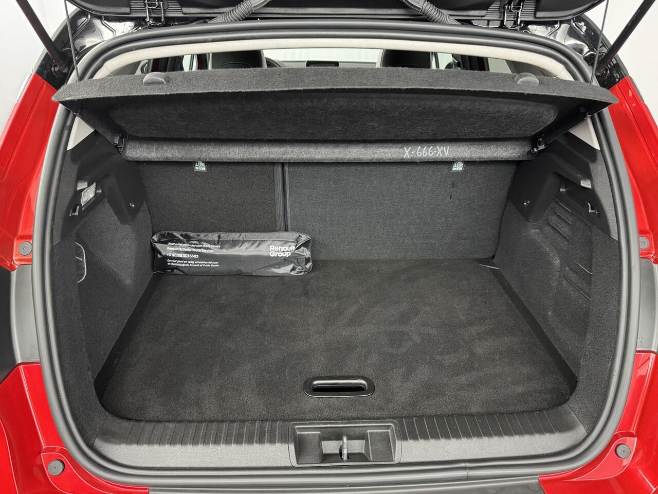 Renault CAPTUR 1.0 TCe 90 techno | Panoramadak | Bose | Winter Pack | 18 Inch |