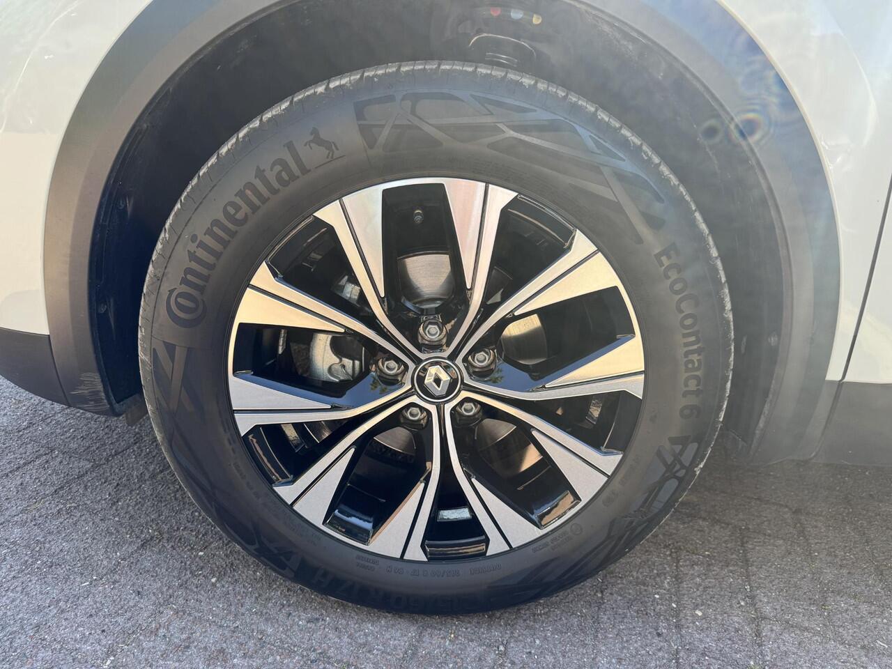 Renault CAPTUR 1.3 TCe 140pk EDC Techno 1.500kg trekgewicht!!