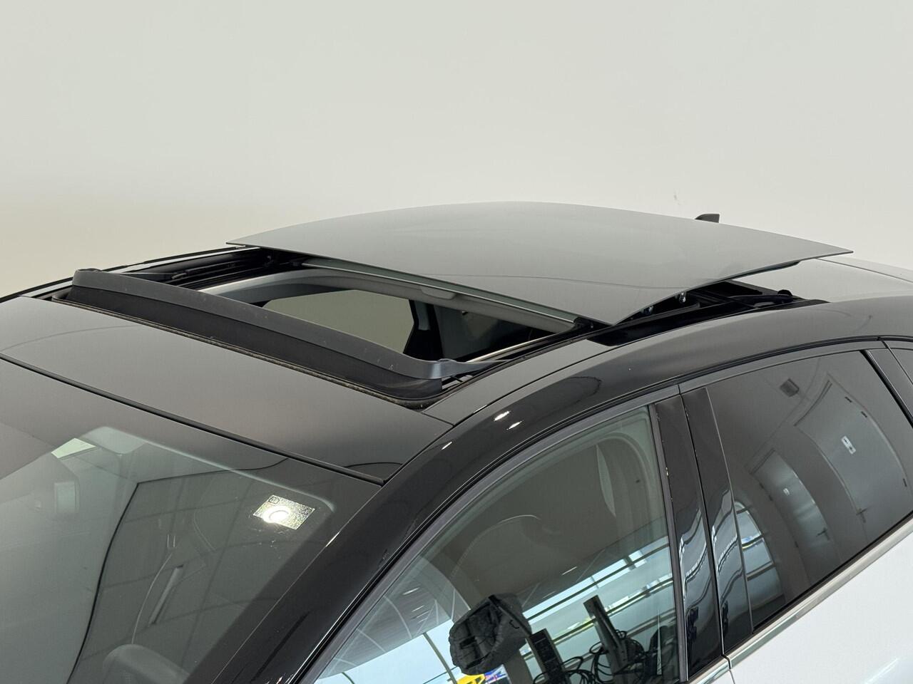 Renault CAPTUR 1.0 TCe 90 Techno | BOSE | Panoramadak | Stoel- en stuurverwarming | Dodehoek Detectie | Lichtmetalen velgen 18" | Adaptieve Cruise Control