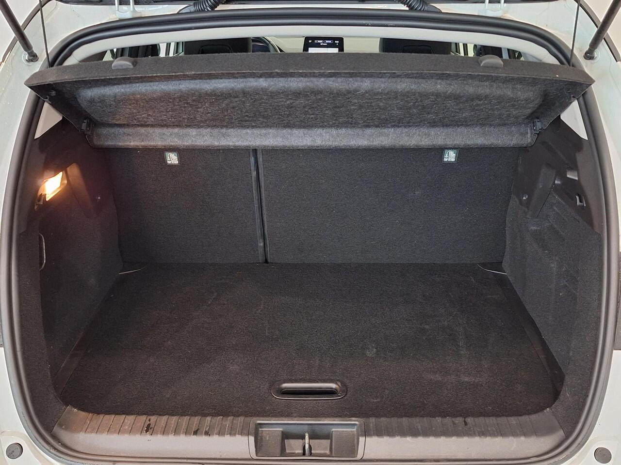 Renault CAPTUR 1.0 TCe 90 Techno | BOSE | Panoramadak | Stoel- en stuurverwarming | Dodehoek Detectie | Lichtmetalen velgen 18" | Adaptieve Cruise Control