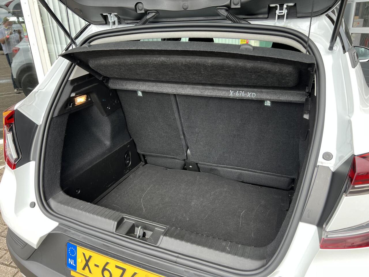 Renault CAPTUR 1.0 TCe 90 evolution Black Line | Navigatie | Climate Control | Key-less | DAB | LED | Cruise Control | Parkeersensoren |