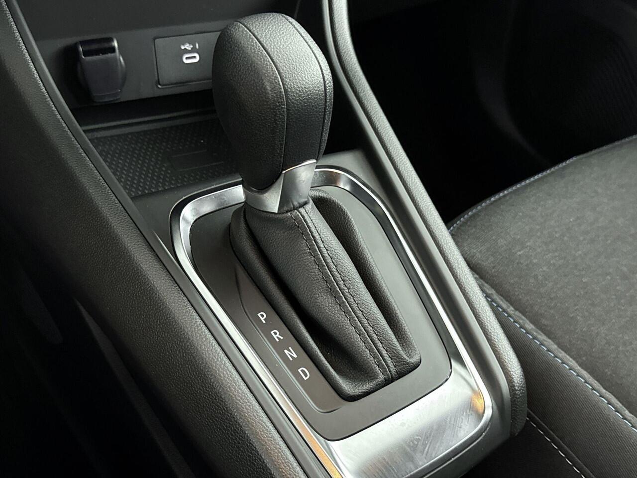 Renault CAPTUR 1.3 mild hybrid 160pk Evolution | Apple & Android Carplay | Achteruitrij Camera | Parkeersensoren Achter | Climate Control | Cruise Control | Verwarmbare Voorstoelen | Privacy Glass