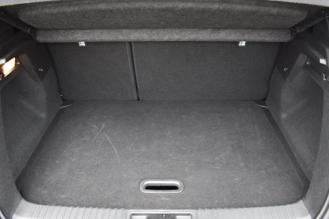 Renault CAPTUR TCe 90 techno | CAMERA | NAVI | APPLECARPLAY/ANDROIDAUTO | CRUISE CONTROL | CLIMATE CONTROL | PDC | LMV