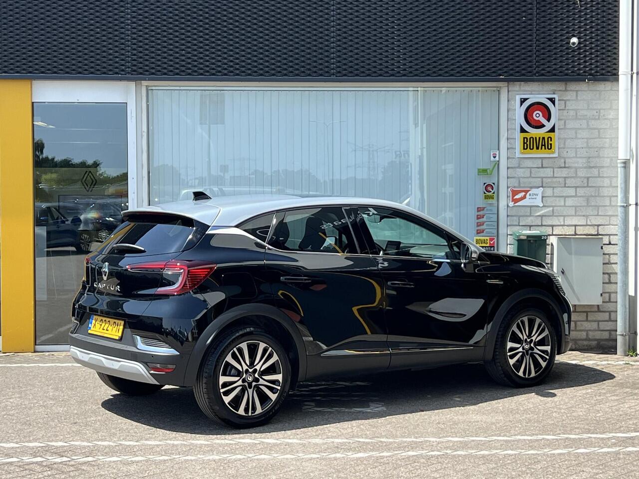 Renault CAPTUR 1.3 mild hybrid 160 iconic | Glazen schuif-kantel dak | 360 graden camera | Adaptieve Cruise Control | Leer | Stoel & stuur verwarming |