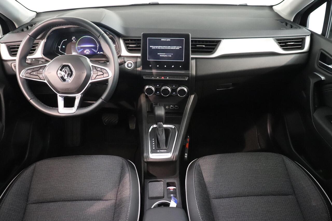Renault CAPTUR 1.6 E-Tech full hybrid 145 techno | Camera | Climate control | AppleCarplay AndroidAuto | LED | Cruise control |
