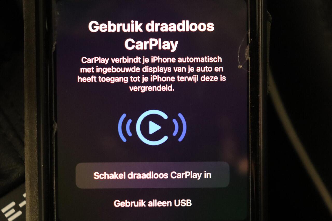Renault CAPTUR 1.6 E-Tech full hybrid 145 techno | Camera | Climate control | AppleCarplay AndroidAuto | LED | Cruise control |