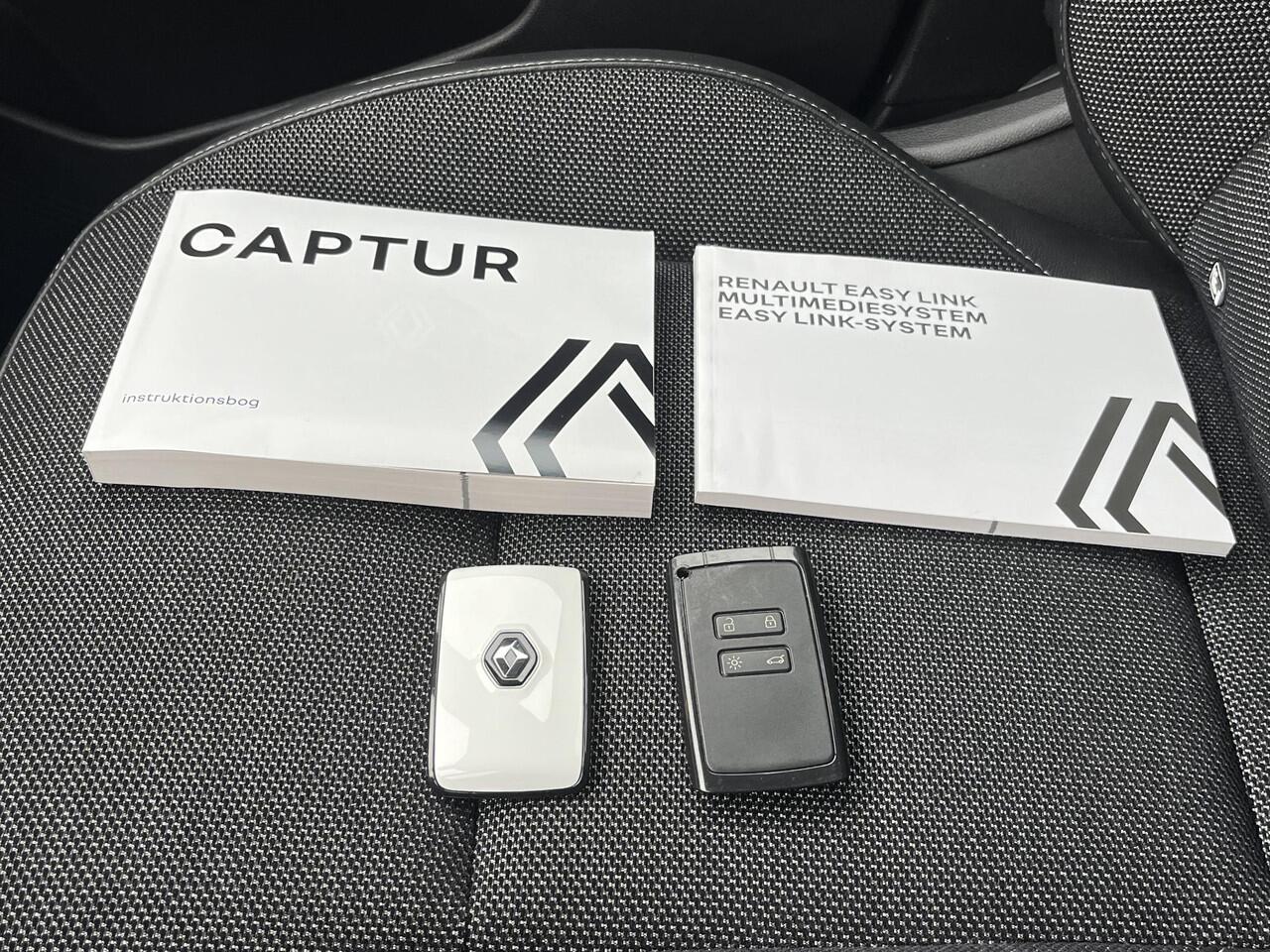 Renault CAPTUR 1.3 TCe 140 EDC Automaat Intens / 1.500KG Trekgewicht / Adaptieve cruise control / Dodehoekdetectie / Keyless / Climate control / Stoel- en stuurverwarming