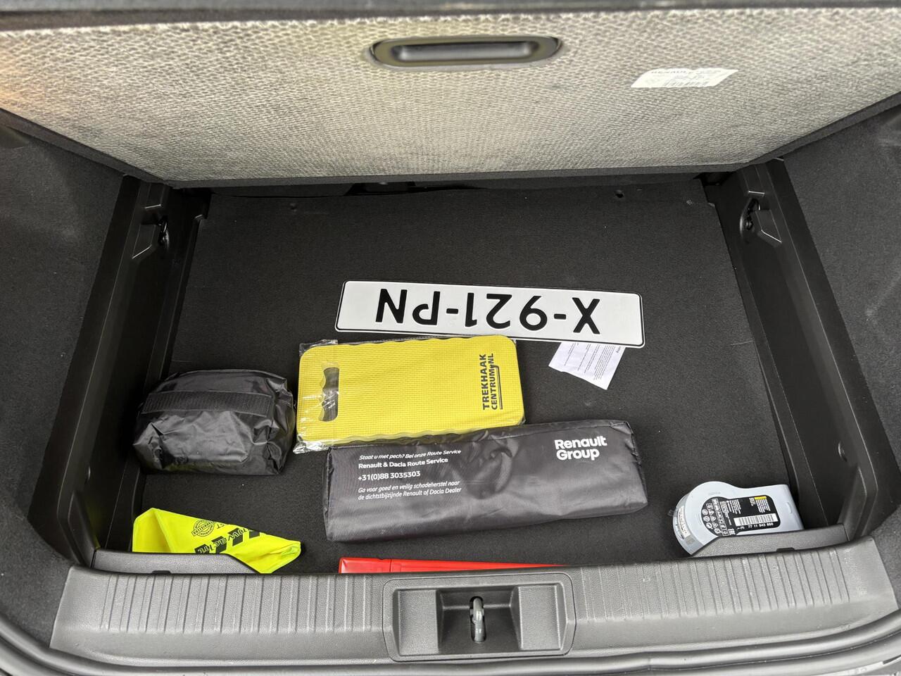 Renault CAPTUR 1.3 mild hybrid 160 iconic | Panoramadak |