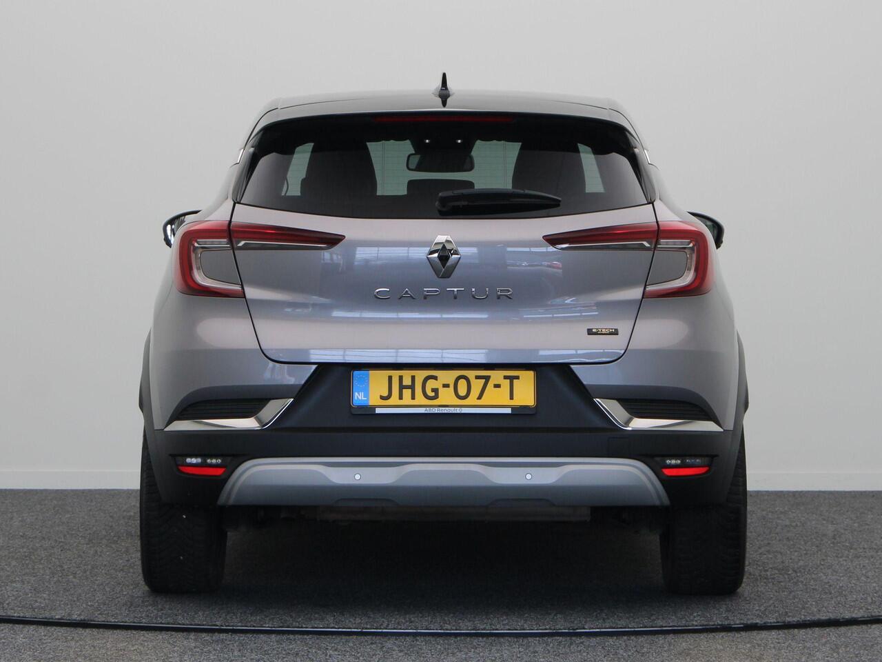 Renault CAPTUR 1.6 E-Tech Hybrid 145 Techno | Navigatie | Achteruitrijcamera | Parkeersensoren voor en achter | Climate control |