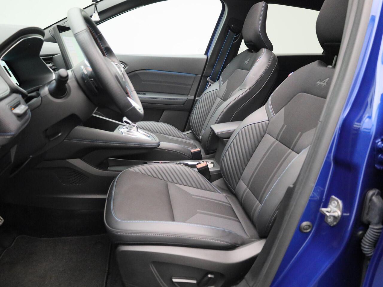 Renault CAPTUR 1.3 mild hybrid Esprit Alpine 160pk | Glazen schuif/kanteldak | Harman Kardon-audio | Stoel,- Stuur-, & voorruitverwarming | Rondom Camera