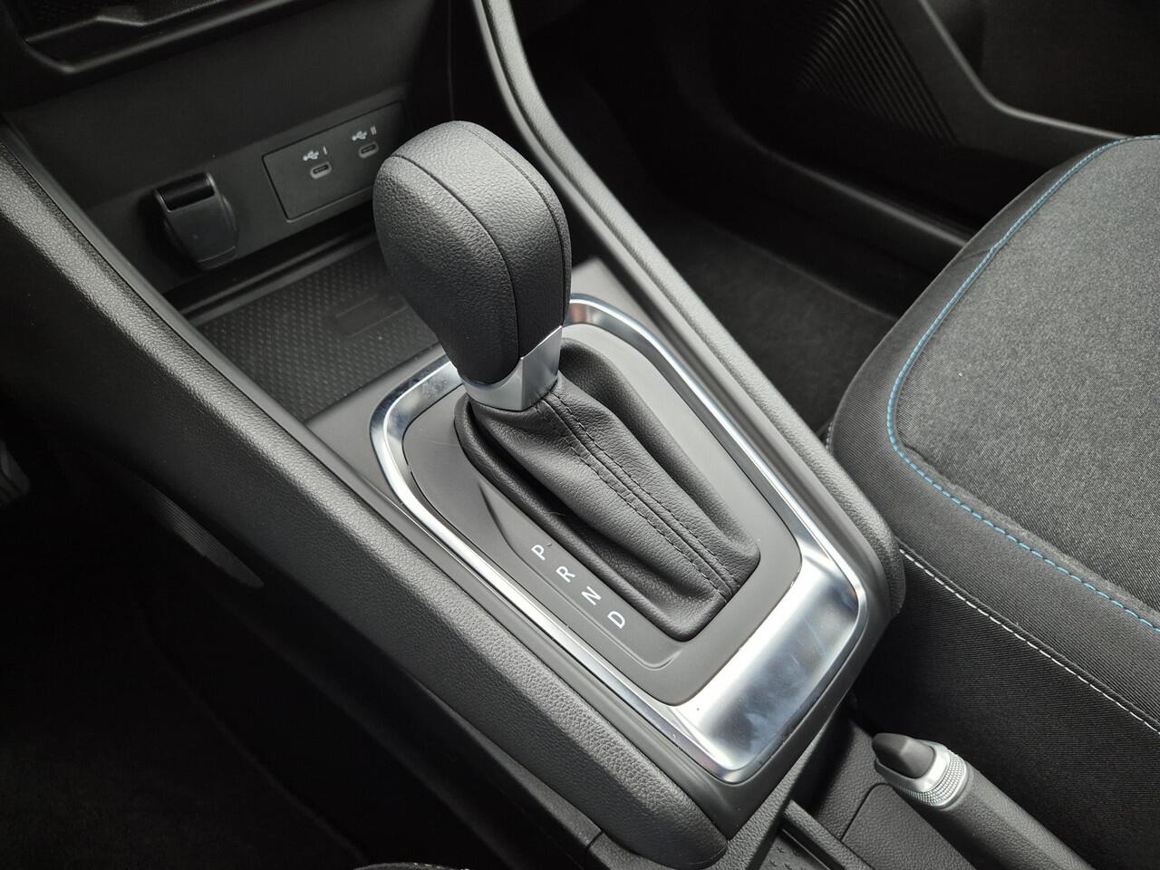 Renault CAPTUR 1.3 mild hybrid 160 Evolution EDC Automaat / Navigatie via Apple Carplay of Android Auto / Trekgewicht 1200 kg / Stoelverwarming / Achteruitrijcamera / Cruise control / Climate control /