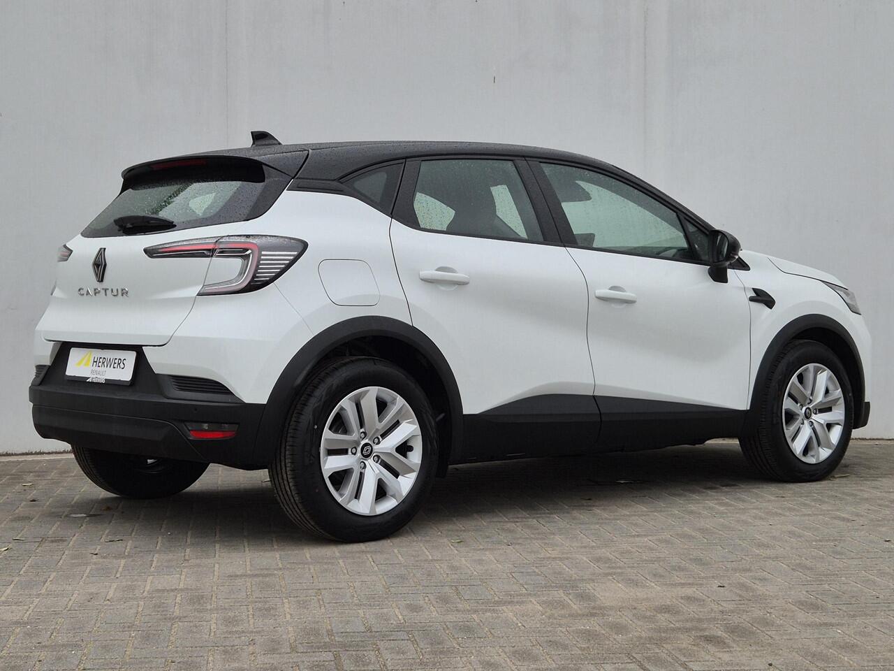Renault CAPTUR 1.3 mild hybrid 160 Evolution EDC Automaat / Navigatie via Apple Carplay of Android Auto / Trekgewicht 1200 kg / Stoelverwarming / Achteruitrijcamera / Cruise control / Climate control /