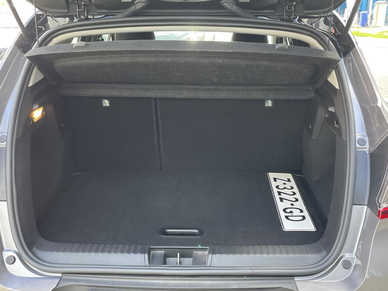 Renault CAPTUR 1.3 mild hybrid 160 iconic | Automaat | Trekhaak | Lederen bekleding |