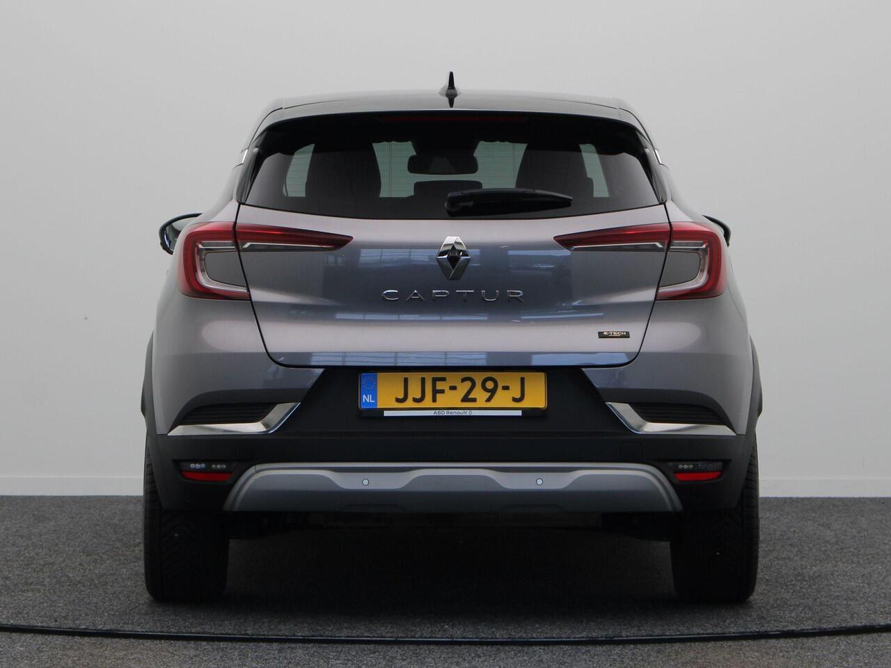 Renault CAPTUR E-Tech Hybrid 145pk Techno | Achteruitrijcamera | Navigatie | Parkeersensoren voor/achter | Climate control |