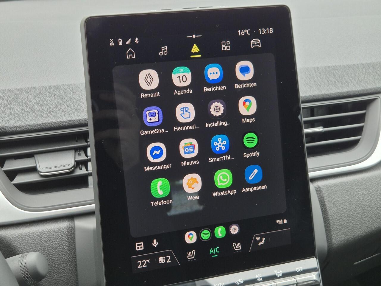 Renault CAPTUR 1.3 mild hybrid 160 Evolution Automaat / Achteruitrijcamera / Stoelverwarming / Apple Carplay & Android Auto / Cruise control / Climate control / Parkeersensoren /