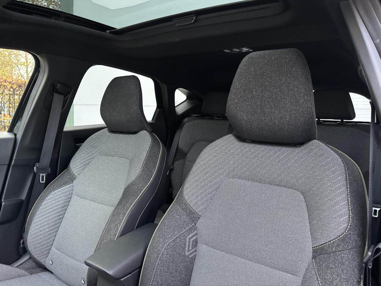 Renault CAPTUR 1.0 TCe 90 techno | Panoramadak |