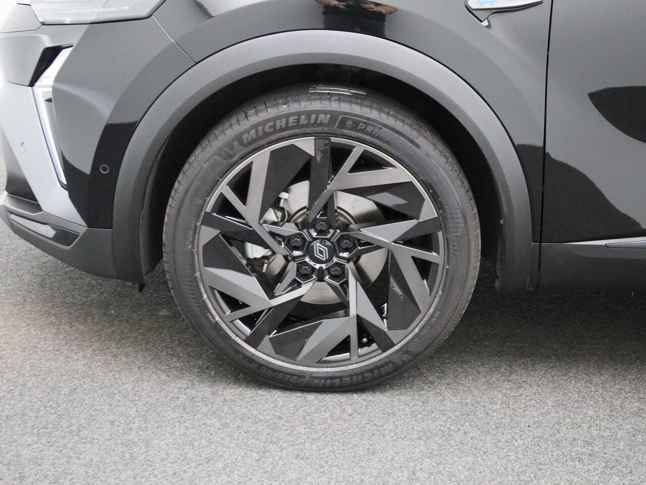 Renault CAPTUR 1.6 E-Tech full hybrid 145 esprit Alpine | LM velgen | Half leder | Getint glas