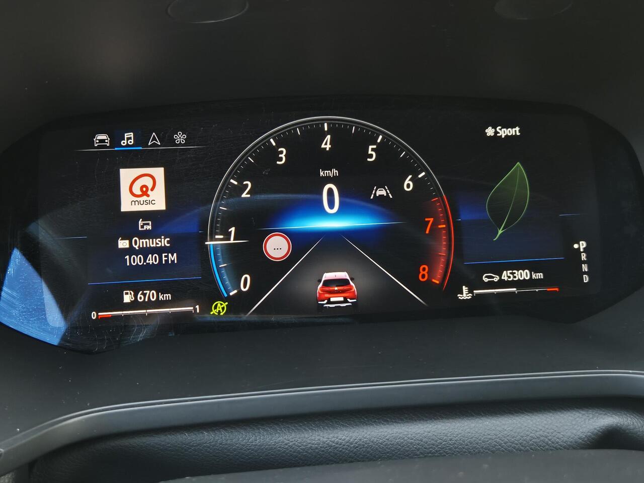 Renault CAPTUR 1.3 mild hybrid 160 techno Automaat / Pack Full Screen / Adaptief CC / Achteruitrijcamera / Stuurverwarming / Apple Carplay Android Auto / Climate control / Parkeersensoren voor en achter / trekgewicht van 1500 kg /