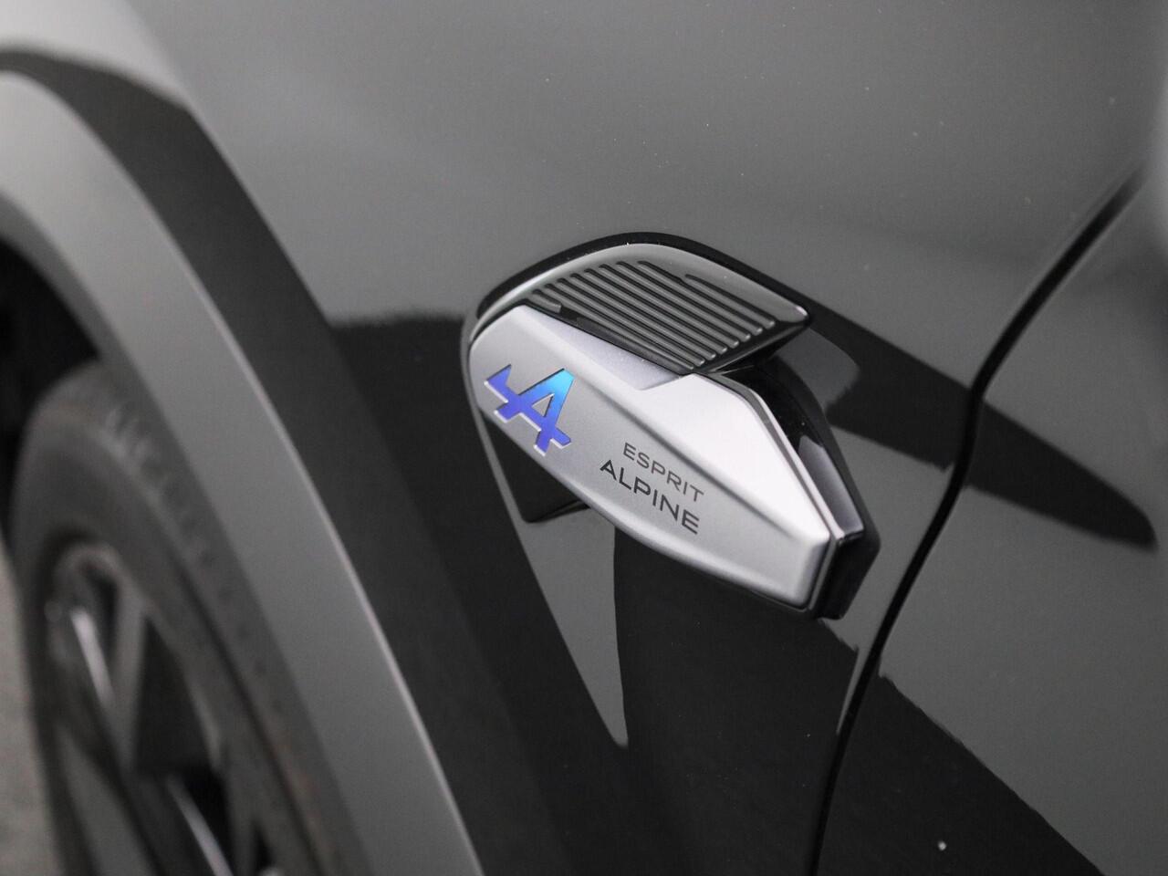 Renault CAPTUR E-Tech full hybrid 145 esprit Alpine | Automaat | Apple Carplay & Android Auto | Navi | l Parkeersensoren en 360 camera | Climate Control | Harman Kardon